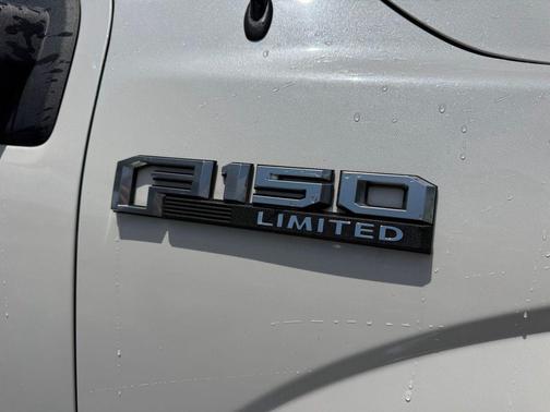 White Platinum Clearcoat Metallic 2018 Ford F-150 Limited