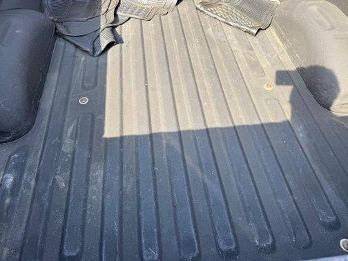 Magnetic 2016 Ford F-150 XLT