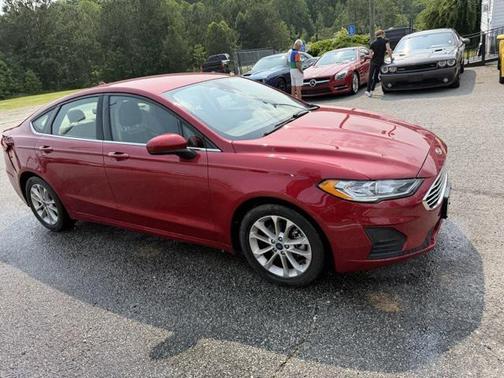 2020 Ford Fusion SE