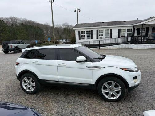 Fuji White 2013 Land Rover Range Rover Evoque Pure Plus