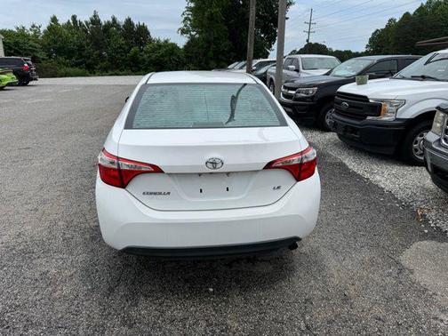 Super White 2016 Toyota Corolla LE Plus