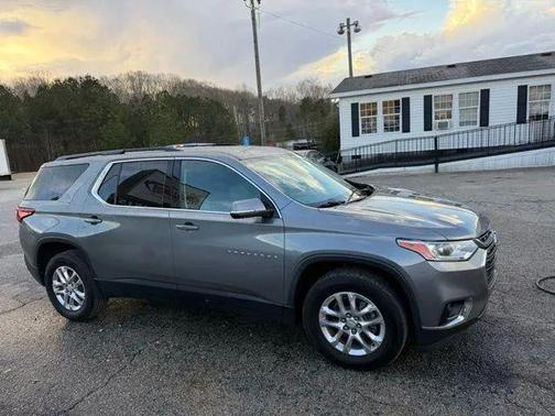 2021 Chevrolet Traverse LT Cloth
