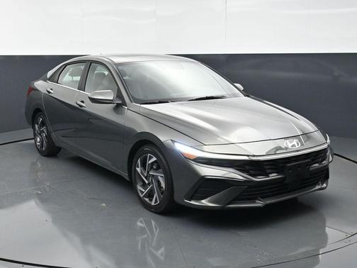Amazon Gray 2025 Hyundai ELANTRA SEL