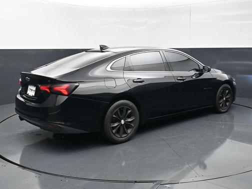 Mosaic Black Metallic 2019 Chevrolet Malibu LT