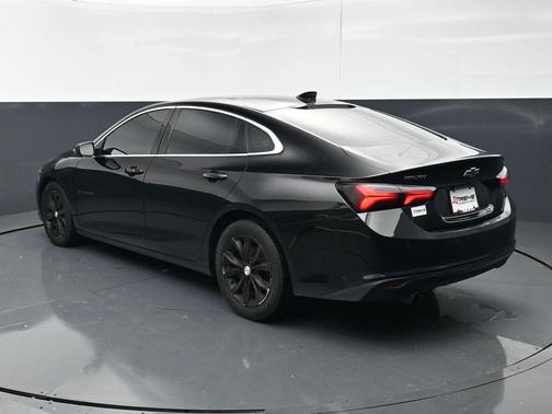 Mosaic Black Metallic 2019 Chevrolet Malibu LT