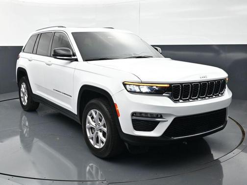 Bright White Clearcoat 2018 Jeep Cherokee Overland
