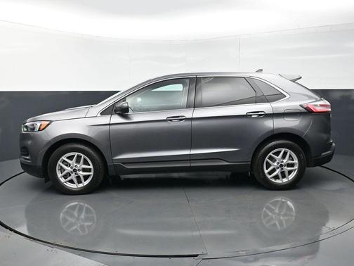 Gray Metallic 2024 Ford Edge SEL