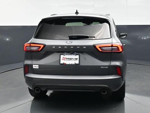 Gray Metallic 2023 Ford Escape ST-Line