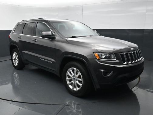 Brilliant Black Crystal Pearlcoat 2014 Jeep Grand Cherokee Laredo