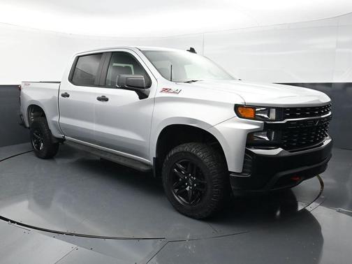 Silver Ice Metallic 2021 Chevrolet Silverado 1500 Custom Trail Boss