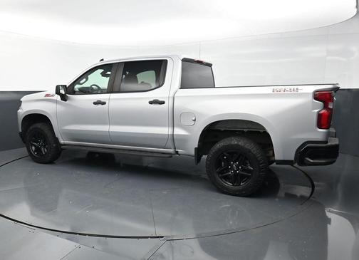 Silver Ice Metallic 2021 Chevrolet Silverado 1500 Custom Trail Boss