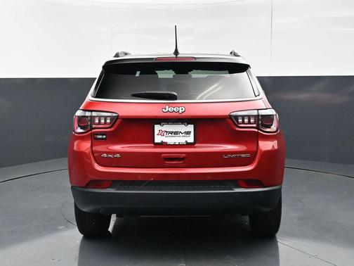 Red Hot Pearlcoat 2025 Jeep Compass Limited