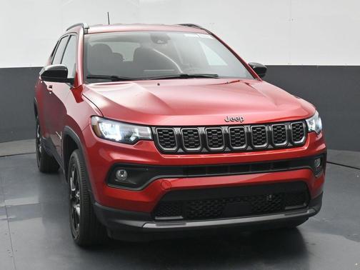 Red Hot Pearlcoat 2026 Jeep Compass Latitude
