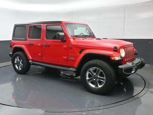 Firecracker Red Clearcoat 2019 Jeep Wrangler Unlimited Sahara