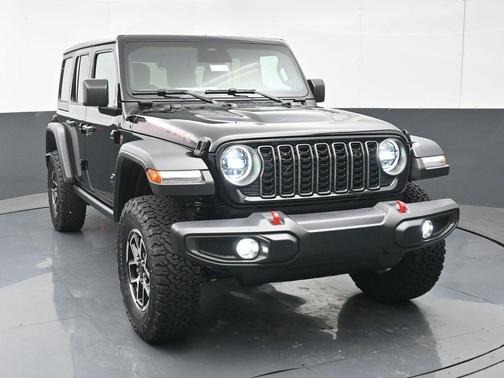 Black Clearcoat 2026 Jeep Wrangler Rubicon