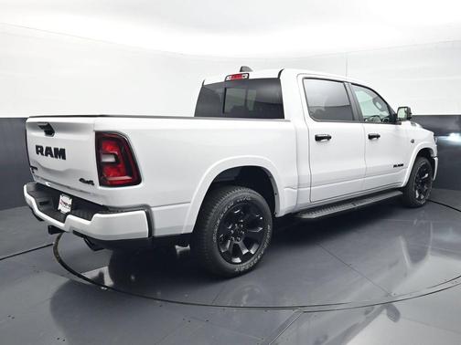 Bright White Clearcoat 2026 RAM 1500 Big Horn/Lone Star