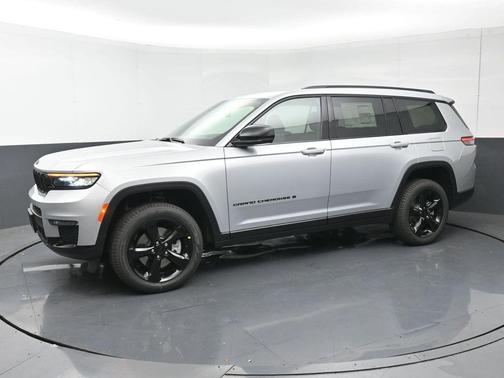Silver Zynith 2025 Jeep Grand Cherokee L Limited