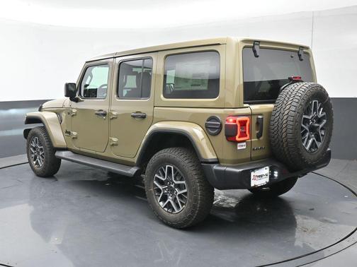 2026 Jeep Wrangler 4-Door Sahara 4x4