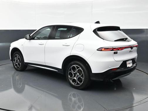 Alfa White 2024 Alfa Romeo Tonale Ti EAWD