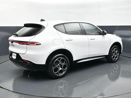 Alfa White 2024 Alfa Romeo Tonale Ti EAWD