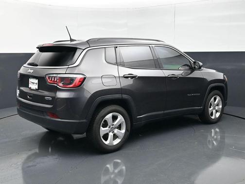 Granite Crystal Metallic Clearcoat 2020 Jeep Compass Latitude