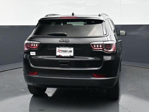Redline Pearlcoat 2021 Jeep Compass Latitude