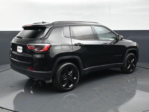 Redline Pearlcoat 2021 Jeep Compass Latitude