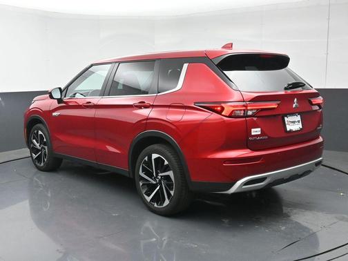 2023 Mitsubishi Outlander PHEV SE S-AWC