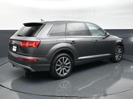 2019 Audi Q7 55 Premium