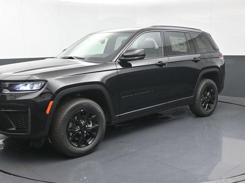 2026 Jeep Grand Cherokee Altitude