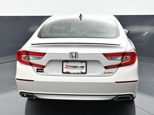 Platinum White Pearl 2022 Honda Accord Sport 1.5T
