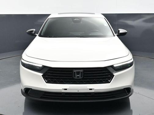 Platinum White Pearl 2023 Honda Accord Hybrid Sport-L