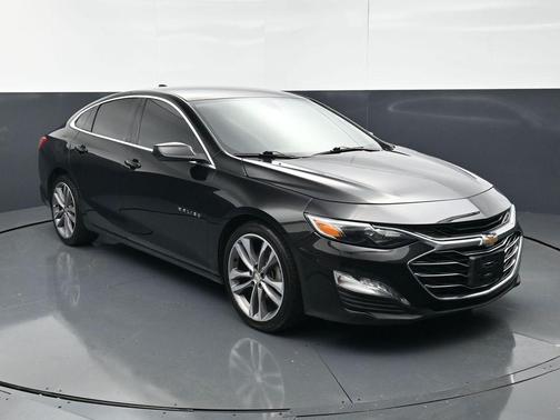 Mosaic Black Metallic 2022 Chevrolet Malibu FWD LT