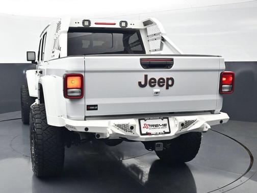 Bright White Clearcoat 2022 Jeep Gladiator Mojave 4x4