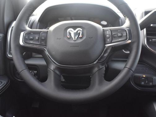 2026 RAM 3500 Laramie Crew Cab 4x4 8' Box