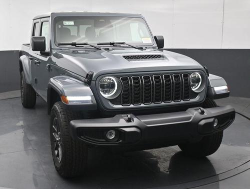 2026 Jeep Gladiator Sport S