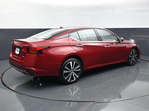 Scarlet Ember Tintcoat 2020 Nissan Altima Platinum Intelligent AWD
