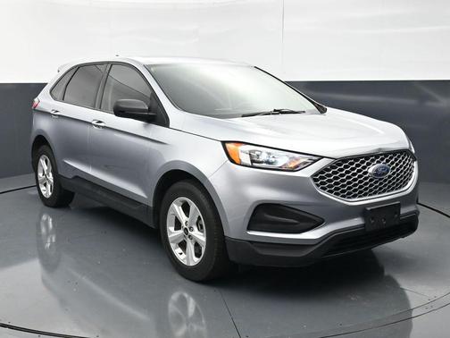 Iconic Silver Metallic 2023 Ford Edge SE