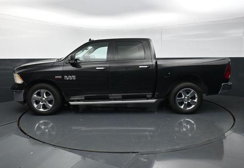 Brilliant Black Crystal Pearlcoat 2017 RAM 1500 Big Horn