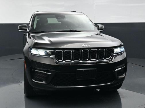Diamond Black Crystal Pearlcoat 2023 Jeep Grand Cherokee 4xe Base