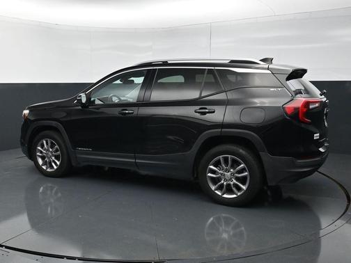 Ebony Twilight Metallic 2022 GMC Terrain SLT