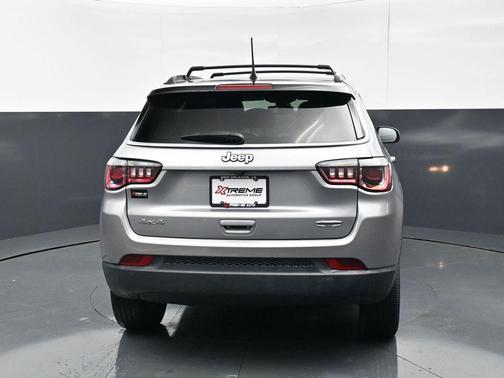 Billet Silver Metallic Clearcoat 2019 Jeep Compass Latitude