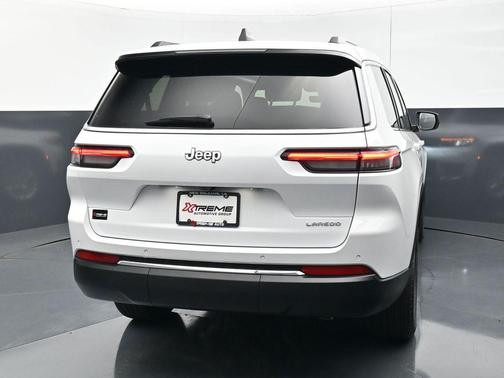 Bright White Clearcoat 2026 Jeep Grand Cherokee L Laredo