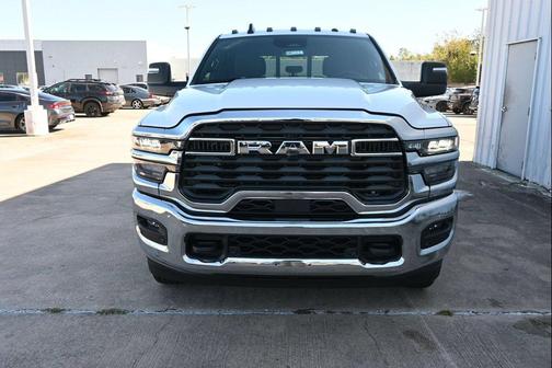 Bright White Clearcoat 2027 RAM 3500 Tradesman
