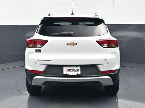 Summit White 2021 Chevrolet Trailblazer LT