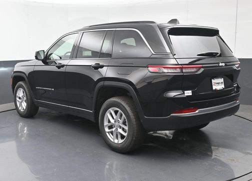 2026 Jeep Grand Cherokee Altitude