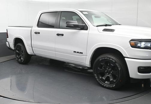 Bright White Clearcoat 2026 RAM 1500 Big Horn/Lone Star
