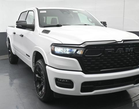 Bright White Clearcoat 2026 RAM 1500 Big Horn/Lone Star