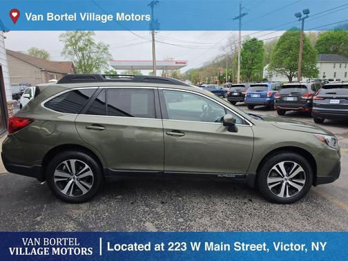 Wilderness Green Metallic 2019 Subaru Outback 2.5i Limited