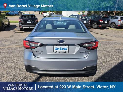 Ice Silver Metallic 2021 Subaru Legacy Base